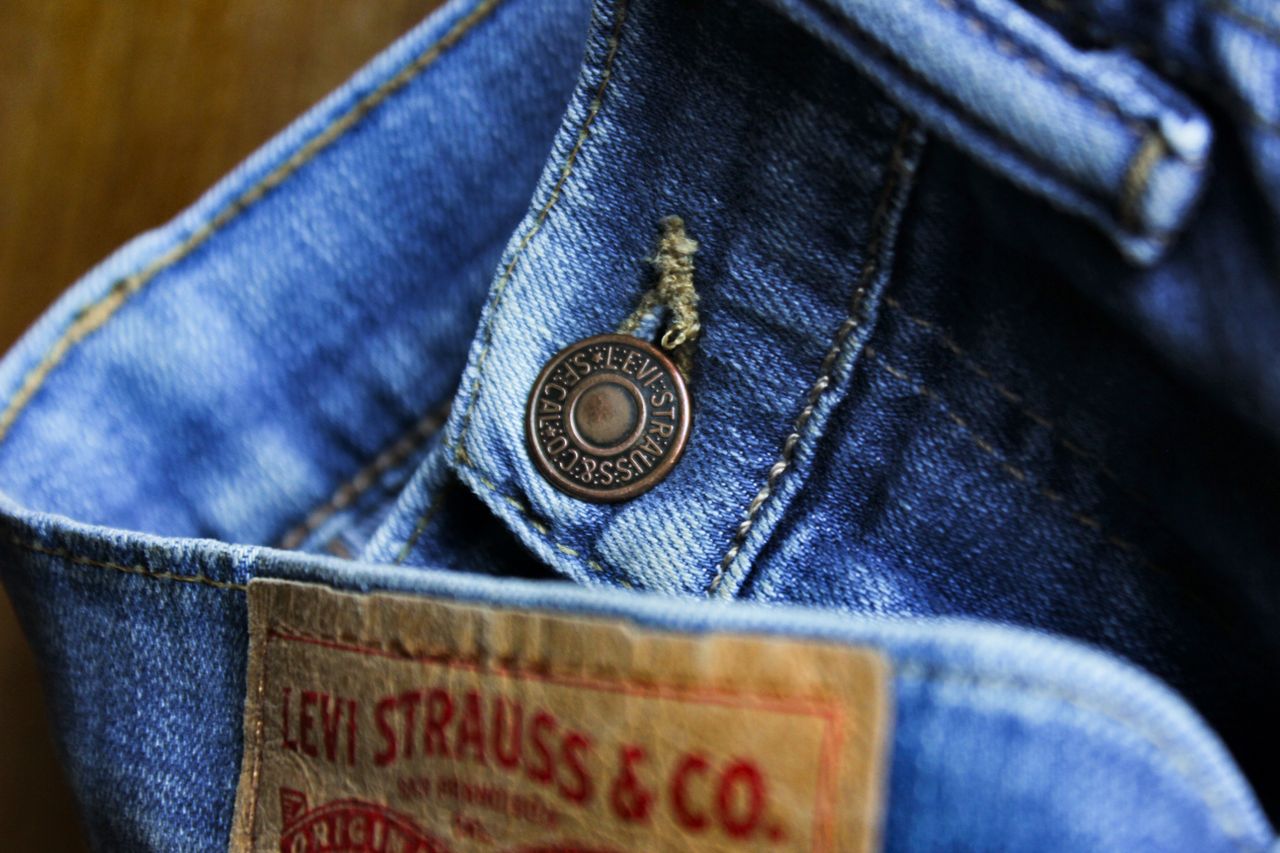 100 % des marques les plus connues de jeans pour homme sont proposées sur generation-jeans.com.
