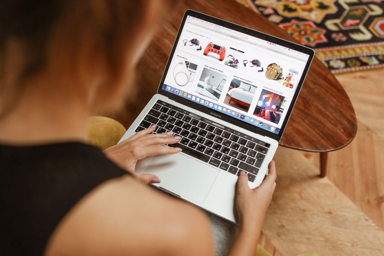 Comment faire pour qu'une boutique soit associés à des commentaires positifs